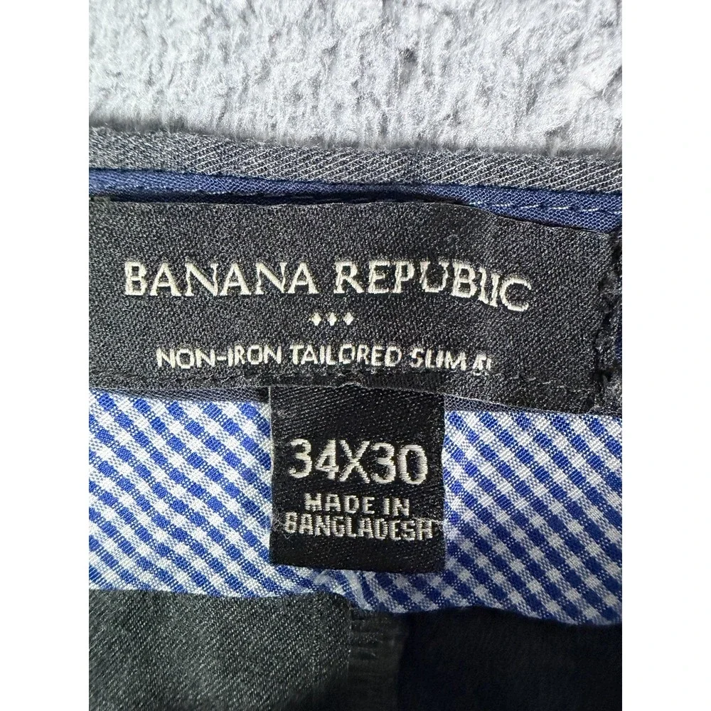 Banana Republic please refer